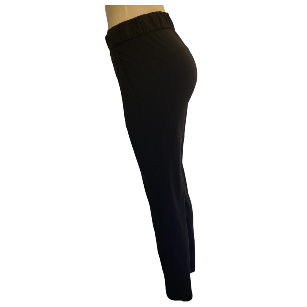 Lululemon On The Fly Pant Luxtreme Stretchy Size 4